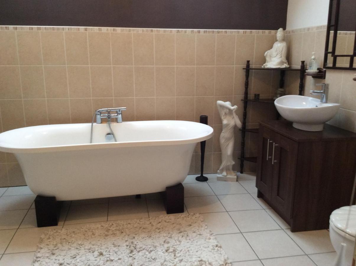 Country House And Spa Коулрейн Екстериор снимка