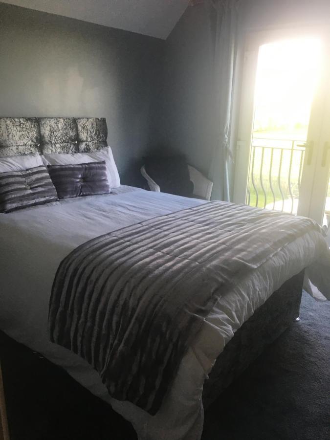 Country House And Spa Коулрейн Екстериор снимка